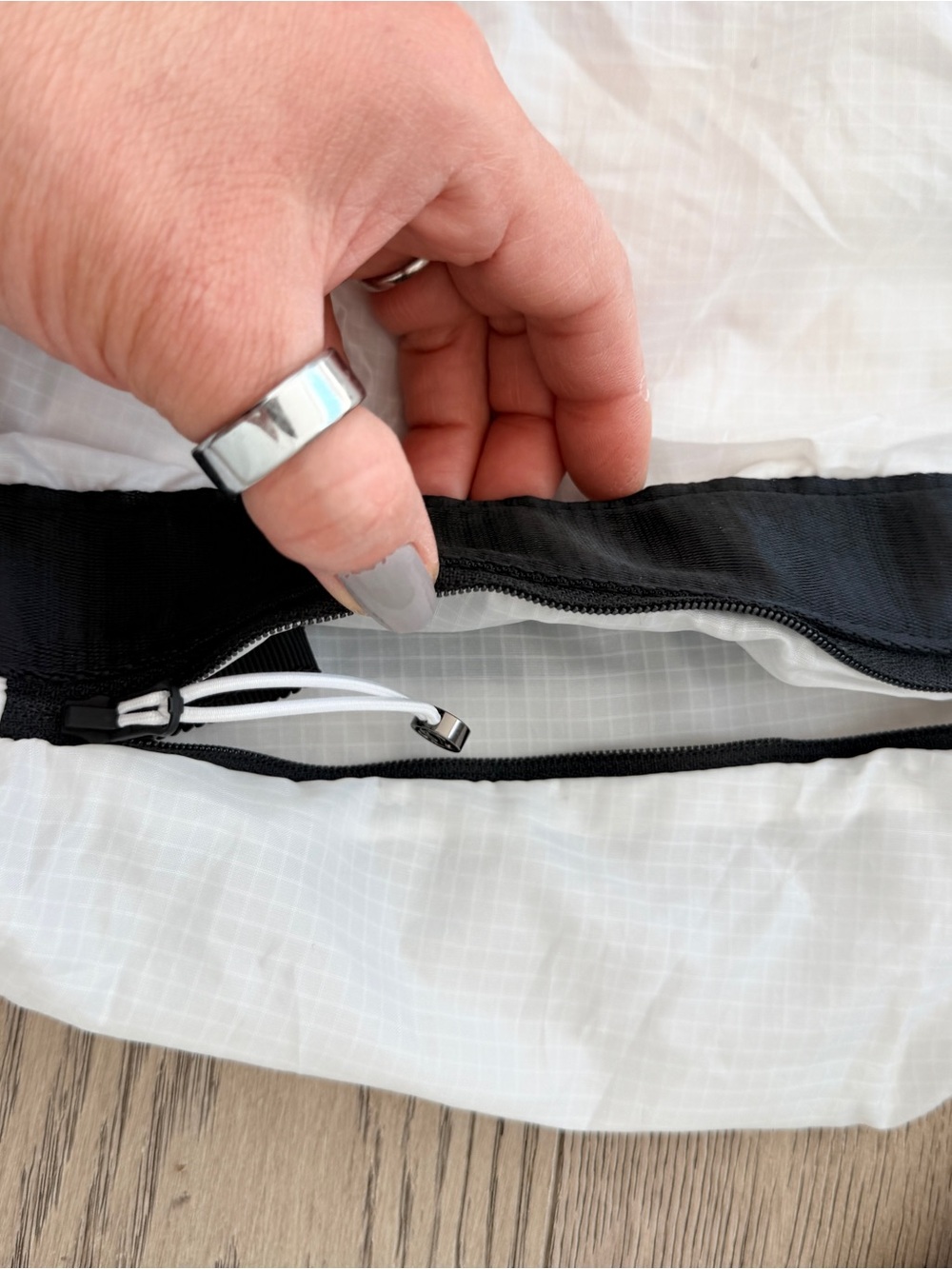 lululemon athletica packable White and Black Ripstop Tote - Picture 4 of 6
